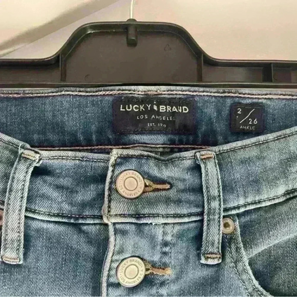 Lucky Brand Bridgette Skinny Button Fly  Radiant
Color 2/25 Ankle‎ - Picture 5 of 7